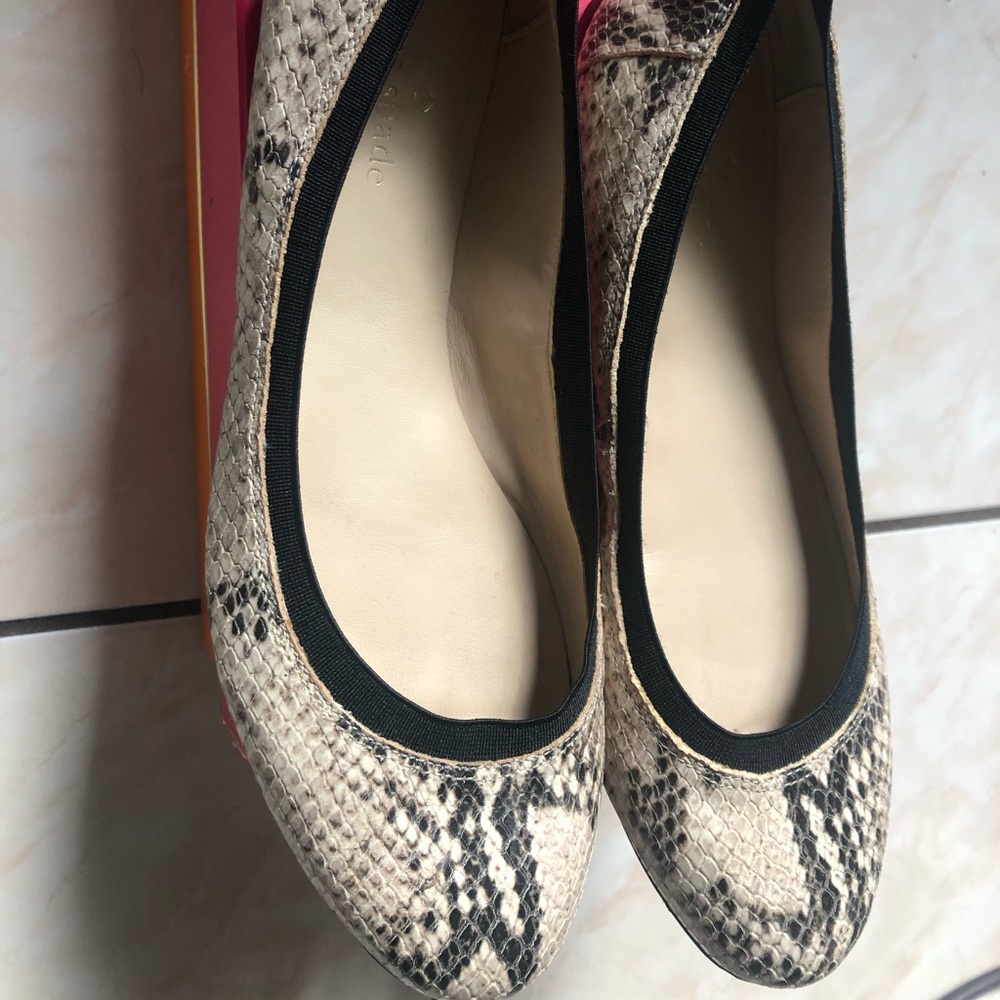 Kate spade taffy snake flats